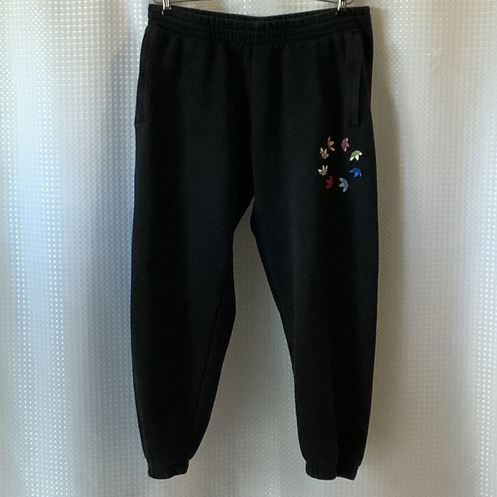 Adidas Men's Adicolor Shattered Trefoil Sweatpants Large Black Zipped Pockets